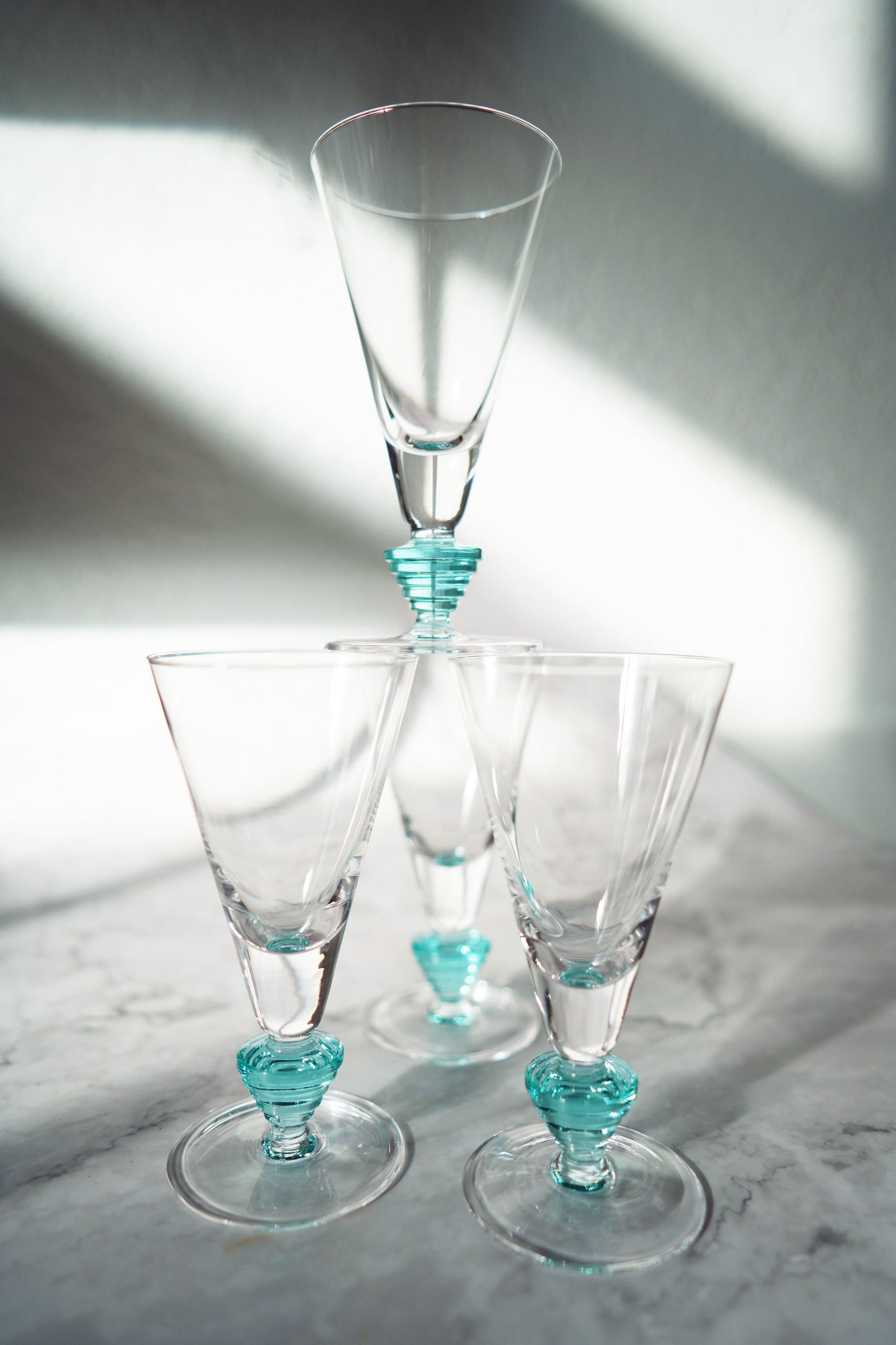 Flûtes bleu und Cava Sutra